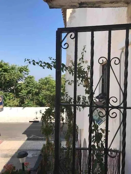 Beautiful Spanish Apartment In טורמולינוס